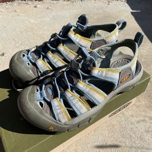 Keen Newport H2 shoes/sandals 95% new